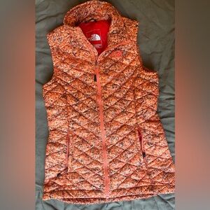 North Face ThermoBall Vest Womens Extra Small Orange Confetti Lightweight